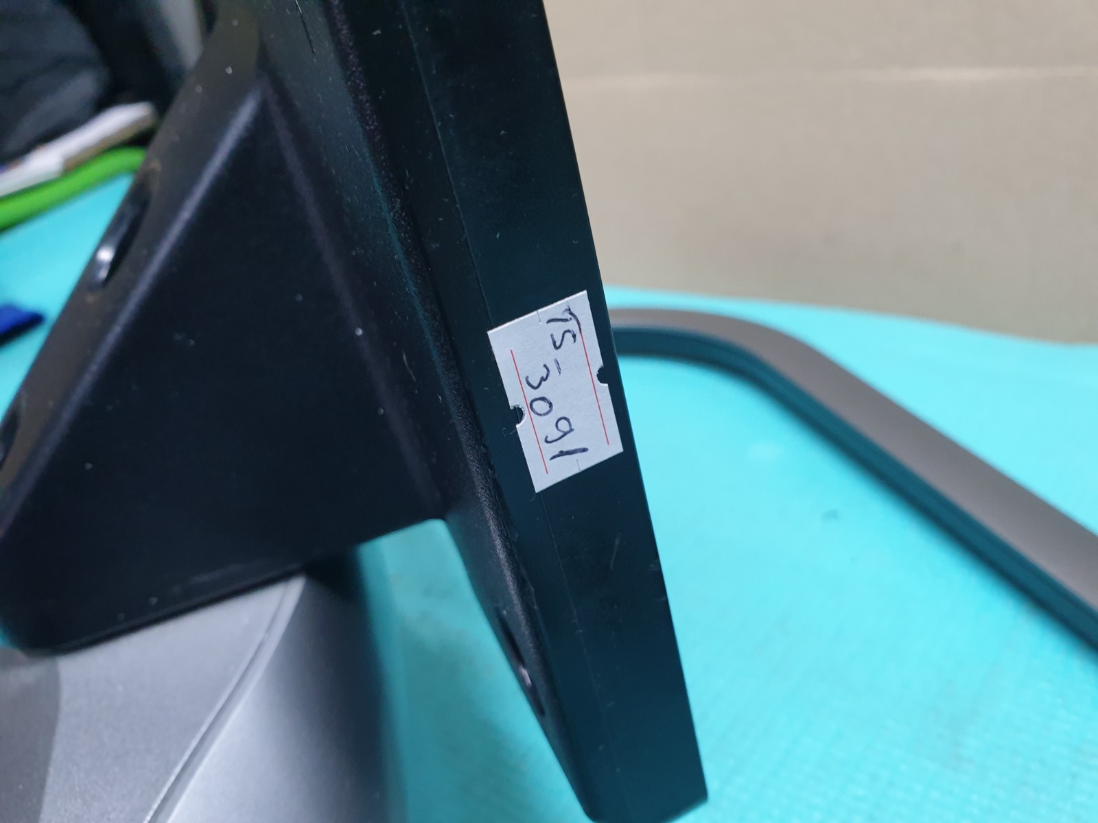 TABLETOP BASE STAND MAZ63711401 LG 60LA6230 60LN5710 60LA6200 60" TV + SCREWS - Image 3