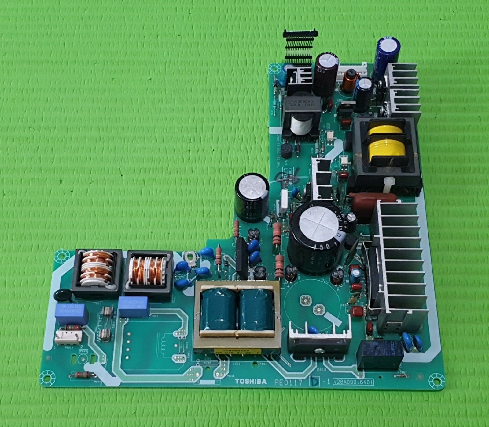 POWER SUPPLY PSU BOARD FOR TOSHIBA 32WLT66S 32" LCD TV PE0117 D-1 V28A00016401 - Image 2