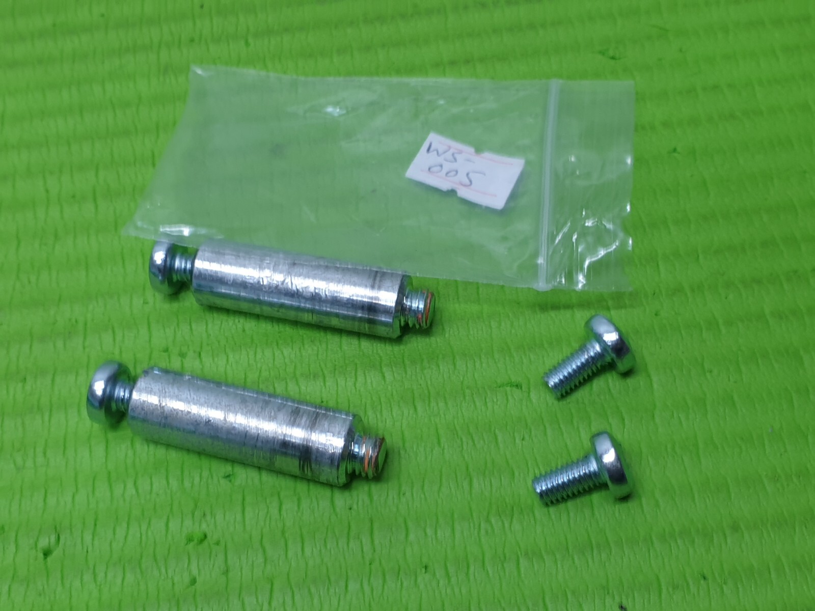 ORIGINAL VESA WALL MOUNT BRACKET ADAPTER SPACER BOLTS FOR SONY KDL-50W829B TV - Image 4