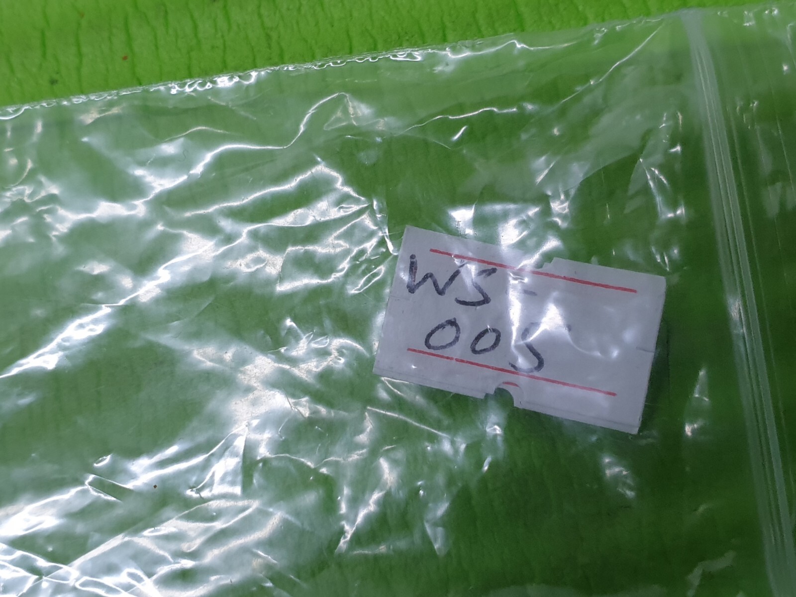 ORIGINAL VESA WALL MOUNT BRACKET ADAPTER SPACER BOLTS FOR SONY KDL-50W829B TV - Image 5