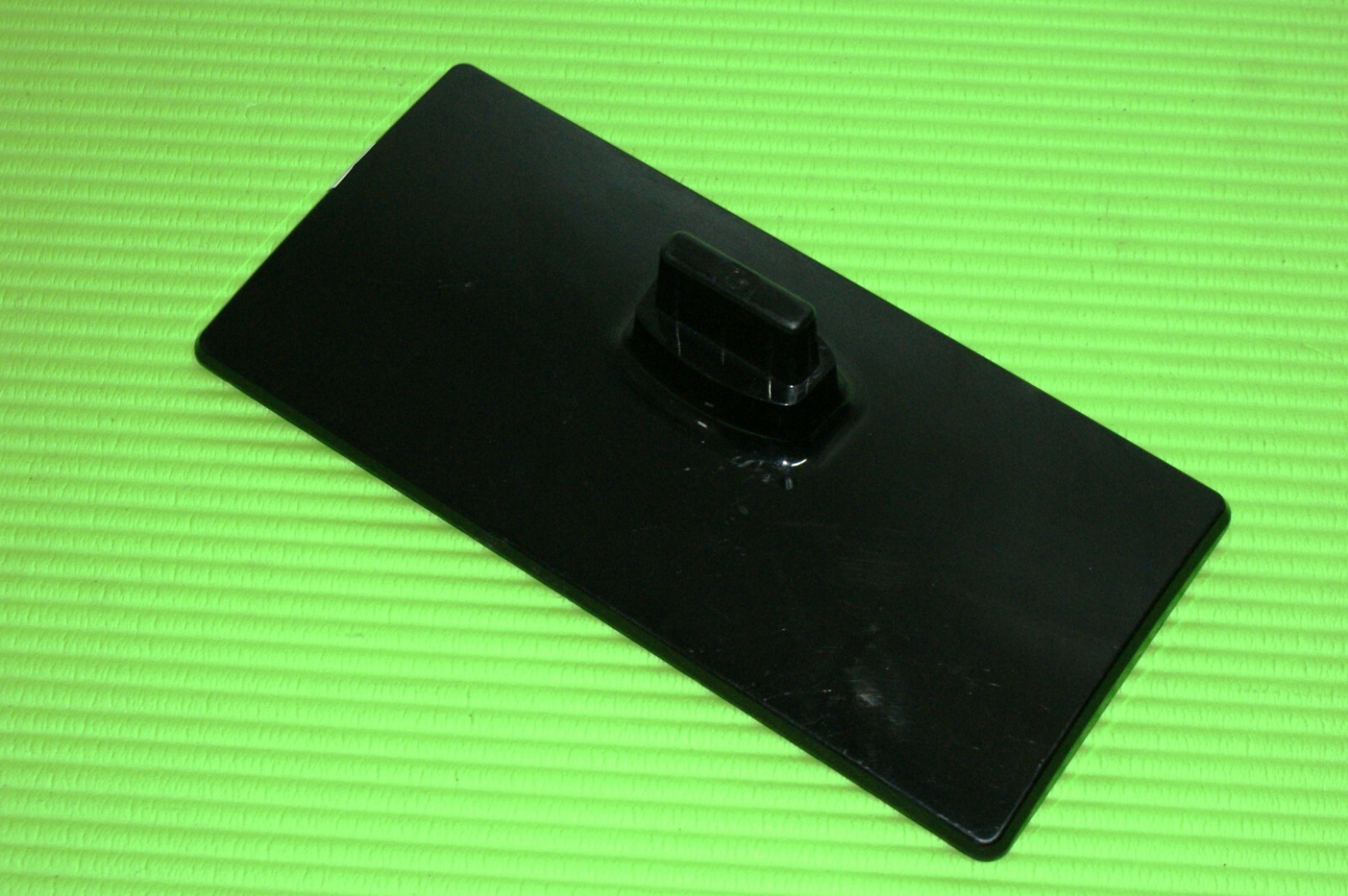 BASE STAND TELEFUNKEN TE24472527YXF L24H282N4CW TE22275B35TXG LED22167FHD TV - Image 4