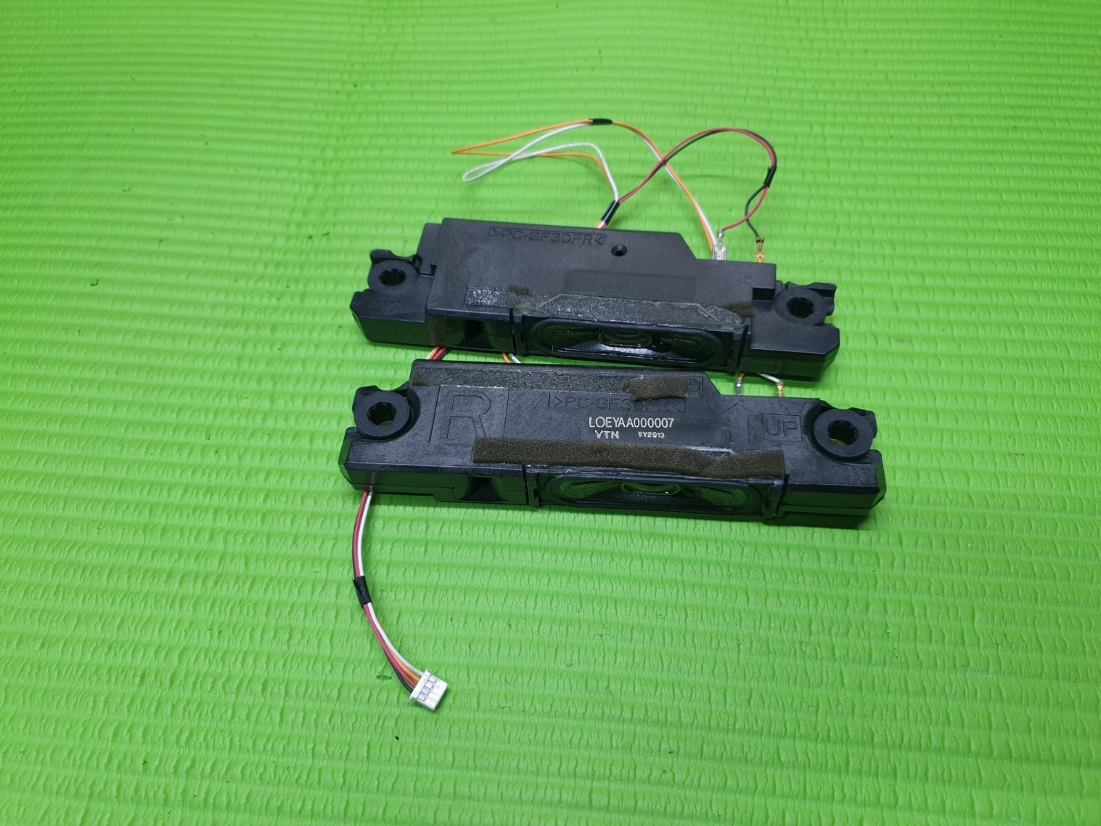 INTERNAL SPEAKERS FOR PANASONIC TX-L42ET5B 42" TV LOEYAA000006 VG2920