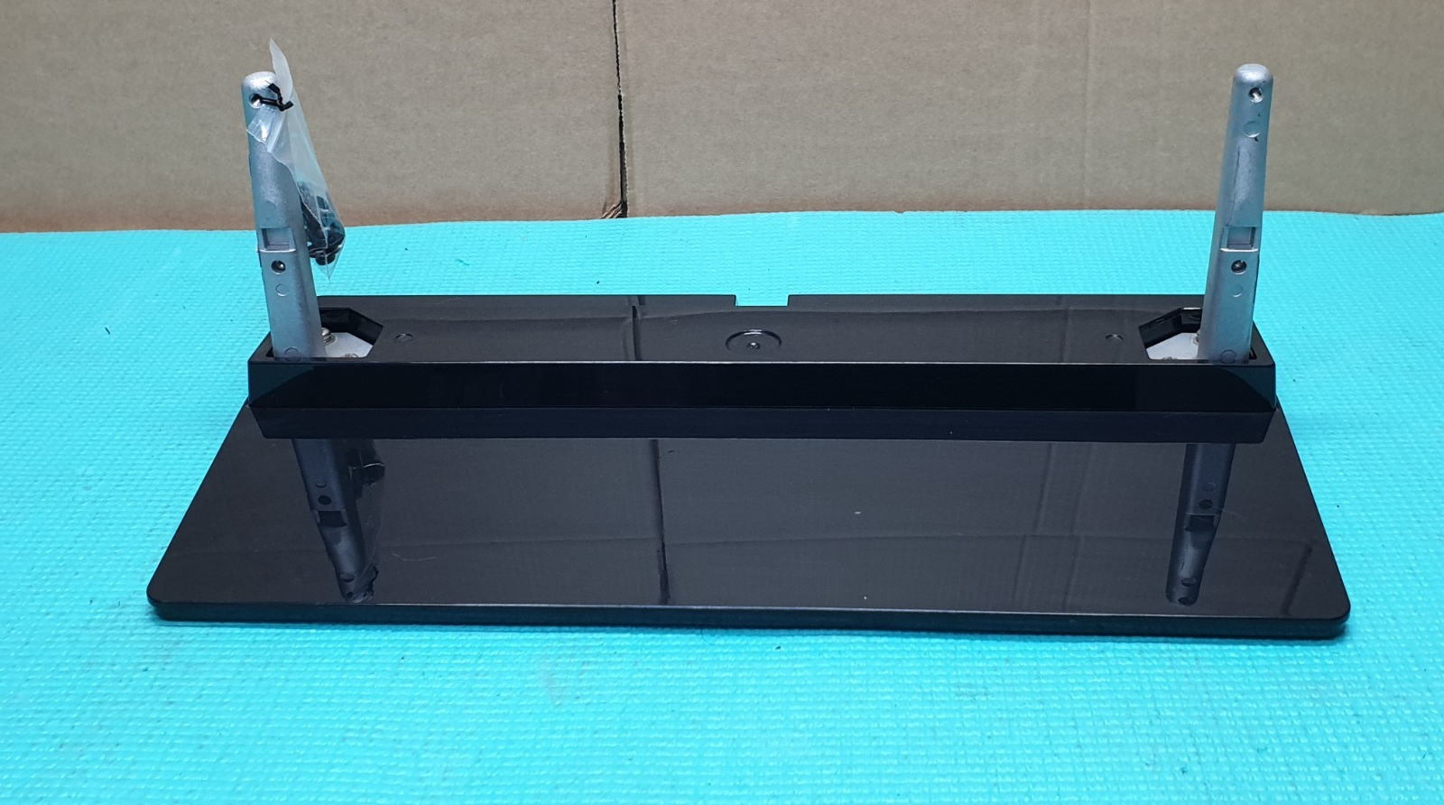 BASE STAND TX-P42G10B TX-P42G30B TX-P42S30B TX-P42X10B TX-P50X50B TV + SCREWS