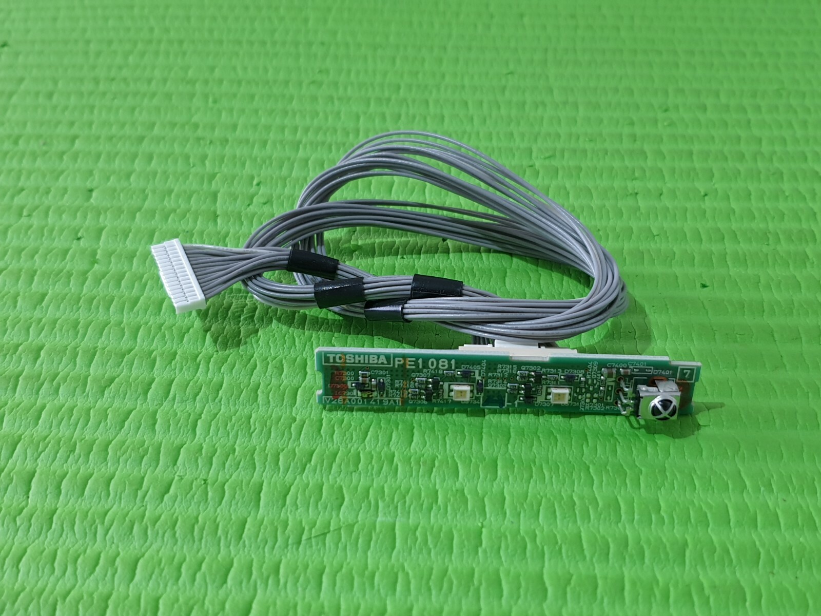 IR REMOTE CONTROL SENSOR UNIT FOR TOSHIBA 47VL963 47" LED TV PE1081 V28A001419A1 - Image 2