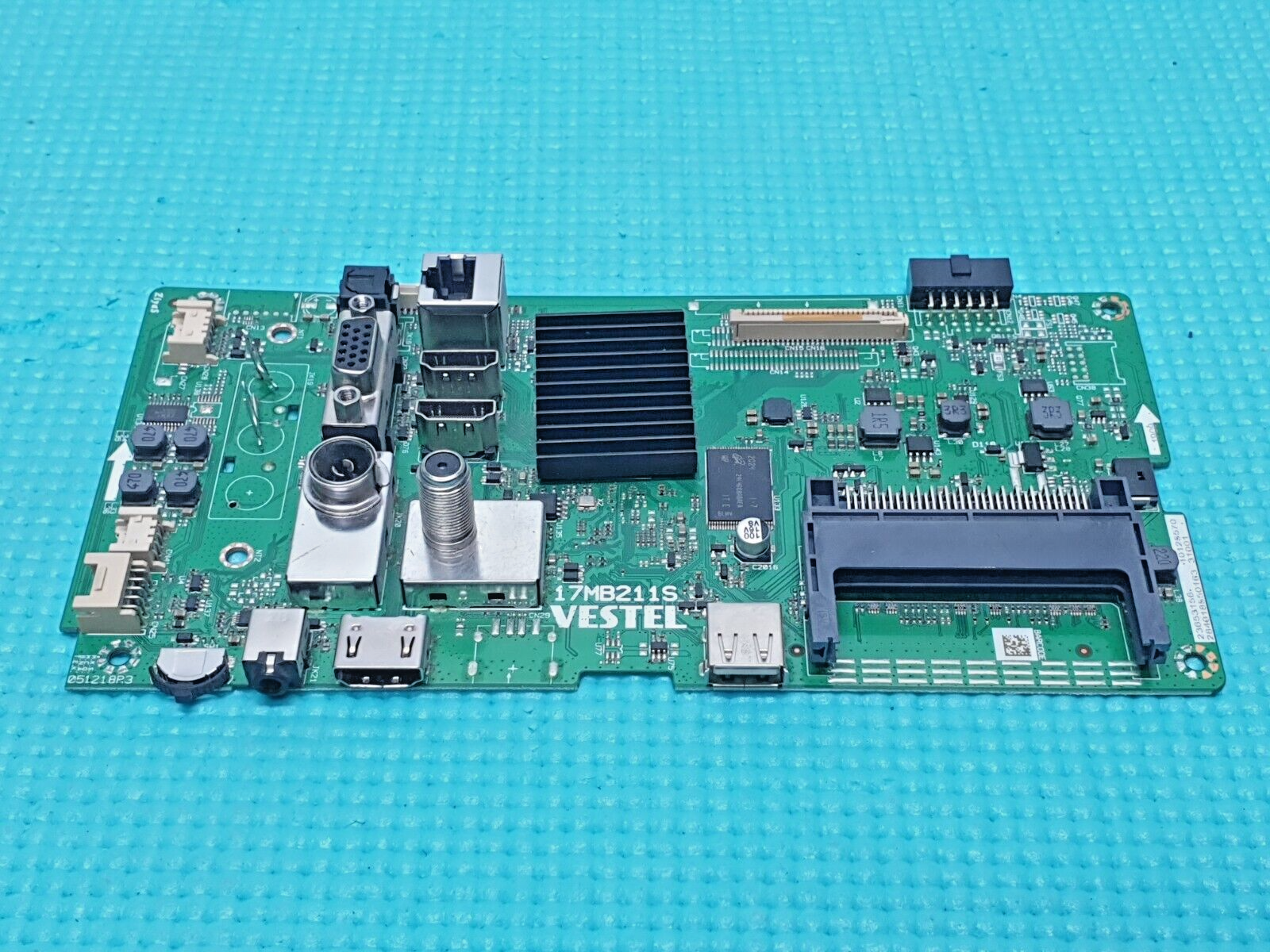 MAIN AV BOARD MB TOSHIBA 32WK3A63DB TV VESTEL 17MB211S 23653156 SCREEN:PT320AT02 - Image 2