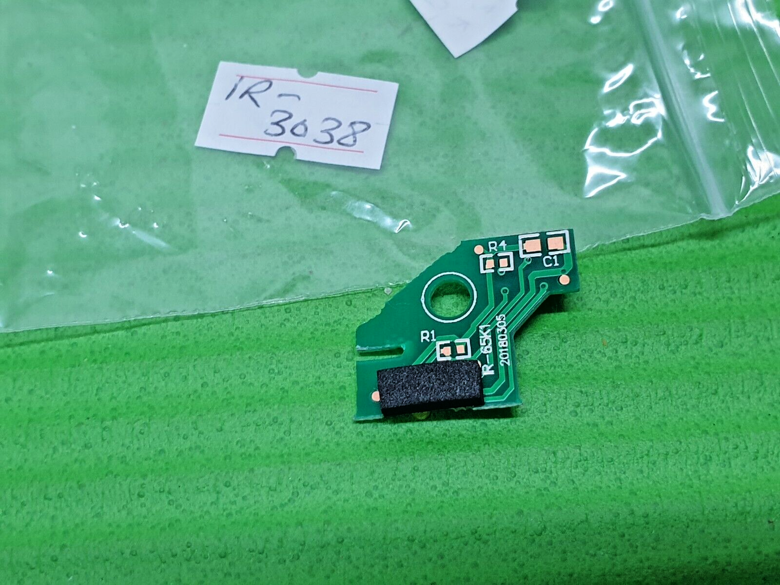 IR REMOTE CONTROL SENSOR UNIT FR SHARP LC-55CUG8052K 55" LED TV IR-65K1 20180305 - Image 4