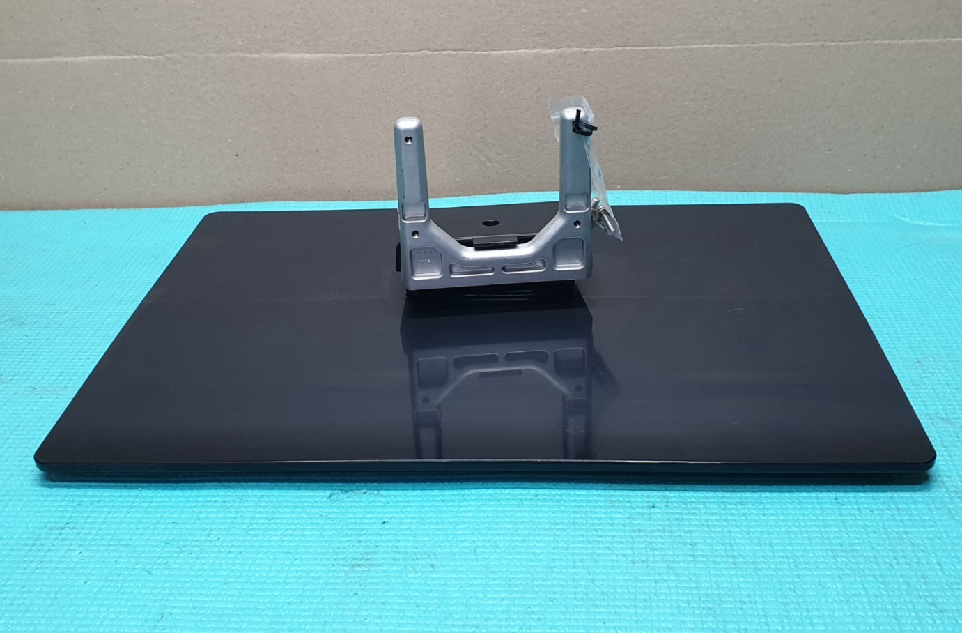 BASE STAND PANASONIC TX-P50V20B TX-P50U30B TX-P42UT30B TX-P50V30 TV + SCREWS
