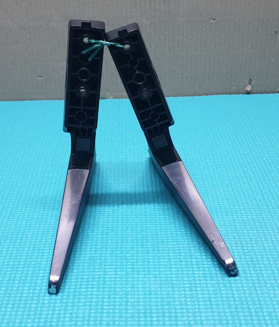 COMPLETE ORIGINAL BASE STAND FEET LEGS LG 49UH610 55UH615V TV + SCREWS MAM639046