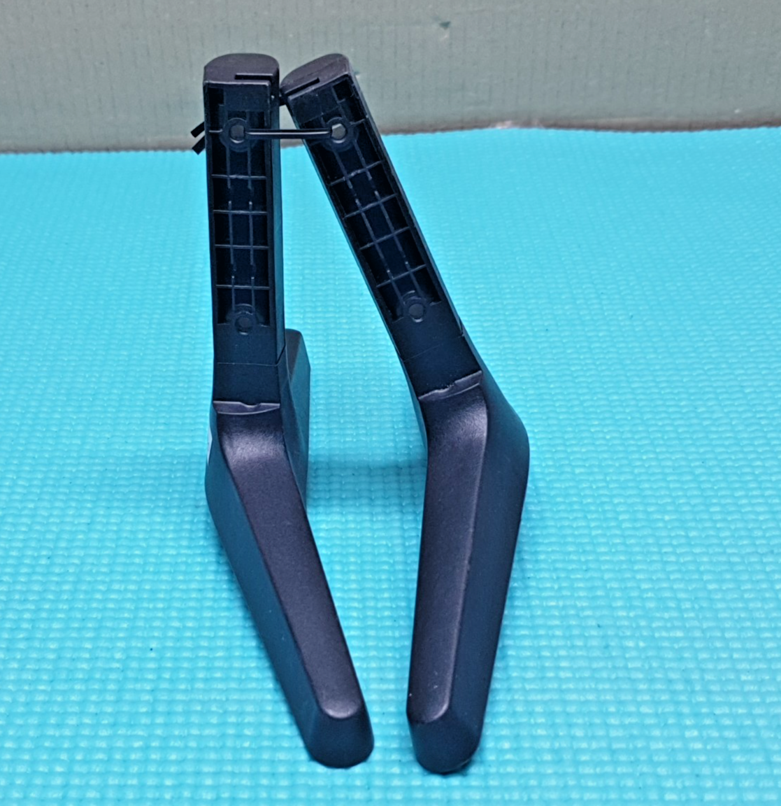 TABLETOP STAND BASE LEGS FOR SAMSUNG 43NU7022 43NU7092 LED TV BN63-17649A