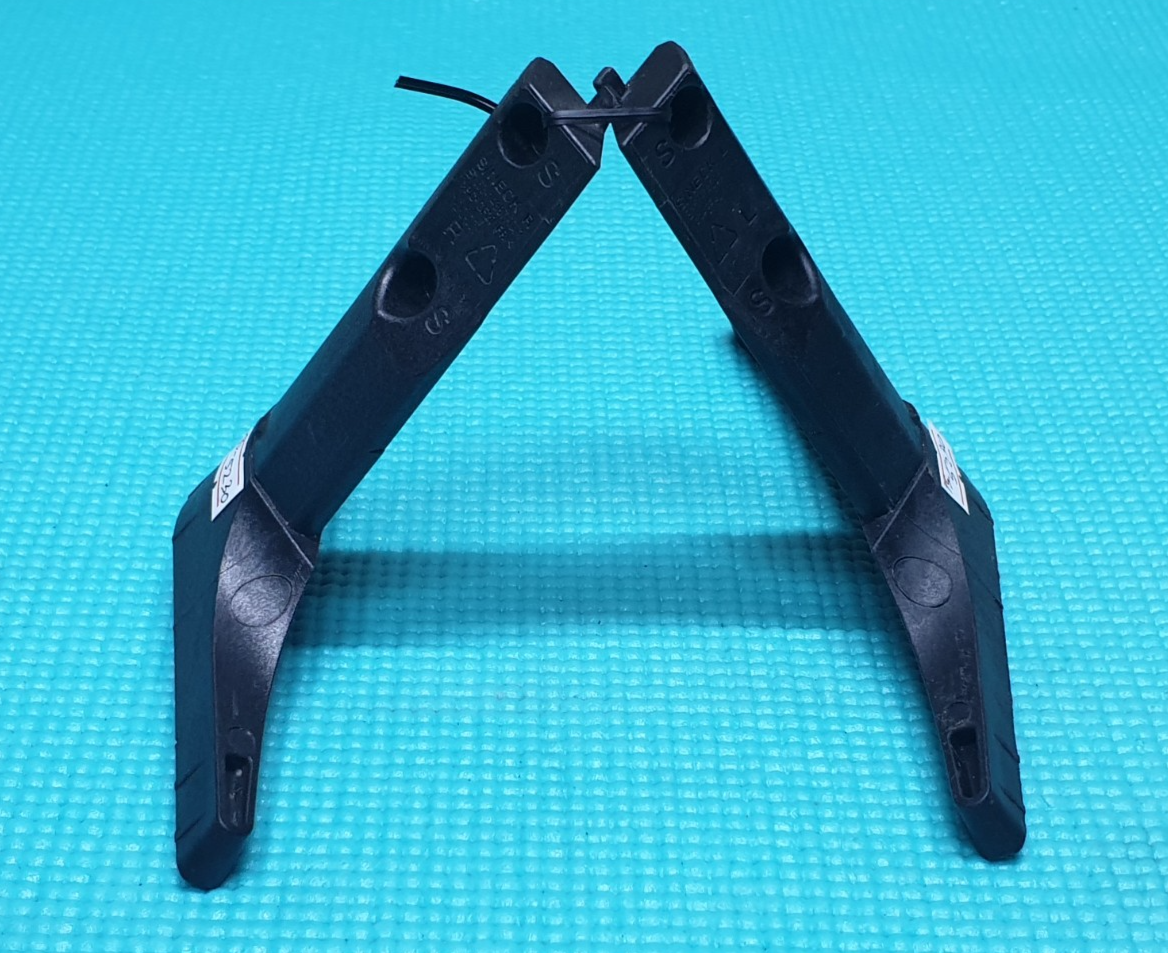 TABLETOP STAND BASE LEGS FOR SAMSUNG UE40J5000 UE40J5070 LED TVs BN63-14386X - Image 3