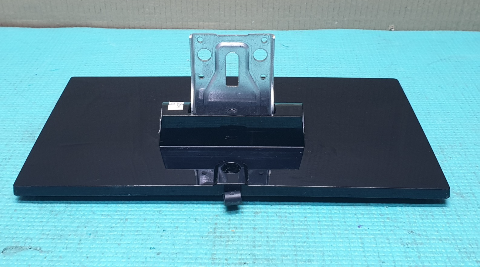 TABLETOP BASE STAND FOR TOSHIBA 26DL833B 26DL834B 26DL934B 26DL933B TV + SCREWS - Image 2
