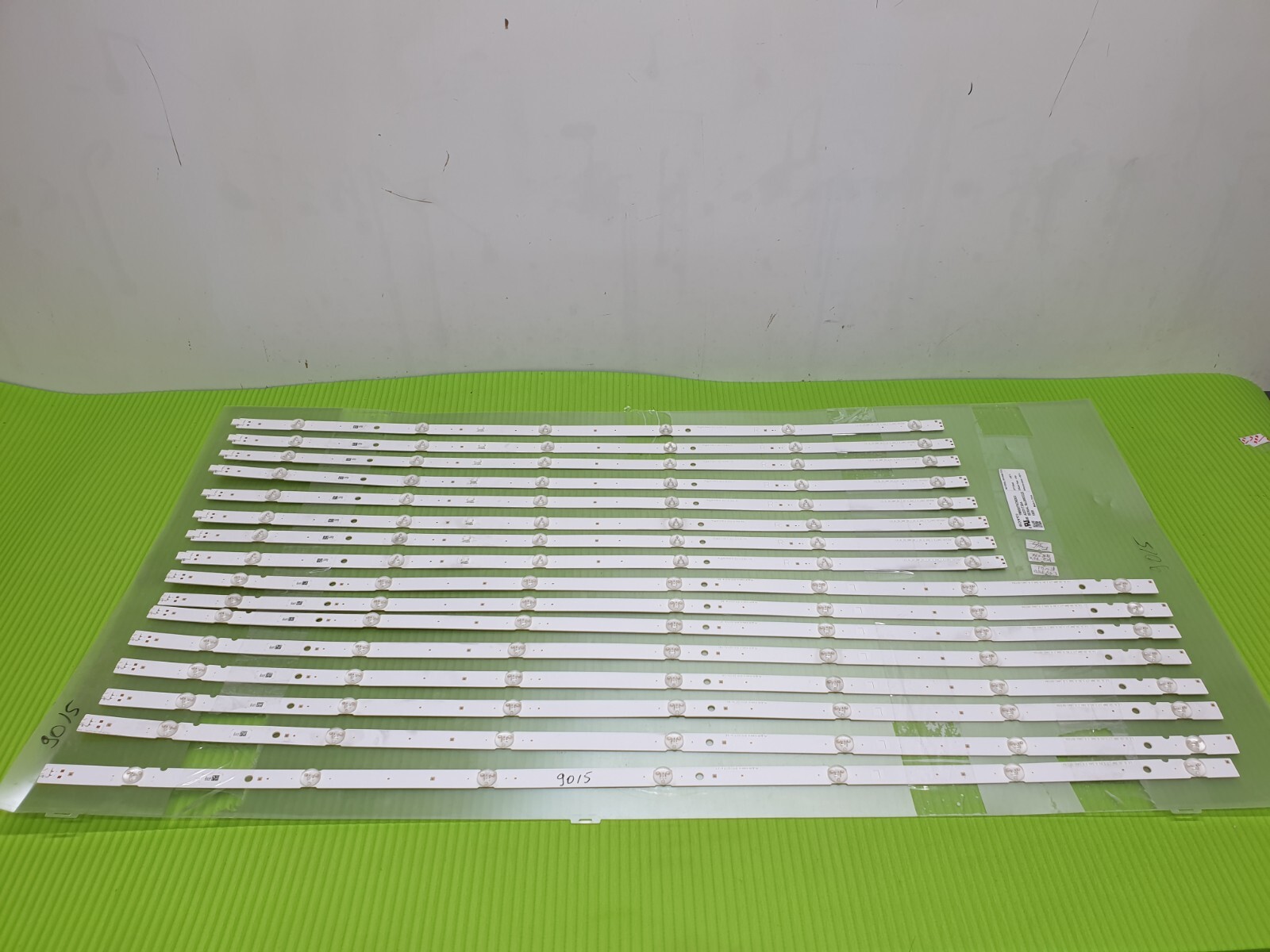 FULL LED BACKLIGHT STRIP SET FOR KD-75XG8096 TV L3_3L_G5_BWP_R6_1_R1.0_SA0_1.0 - Image 2