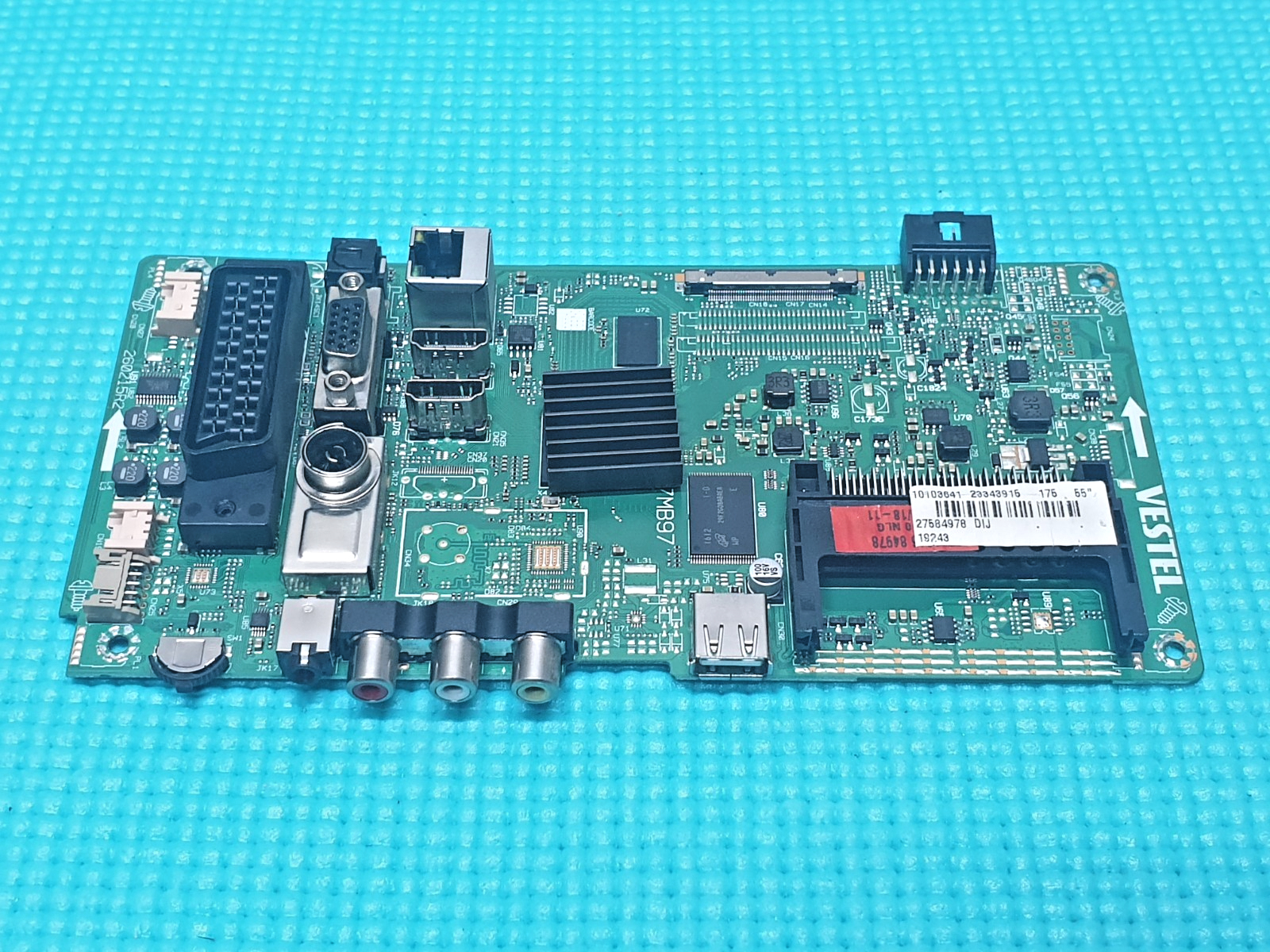 MAIN AV BOARD MB LUXOR LUX0155002/01 LED TV 17MB97 23343915 SCREEN:LSC400HN02