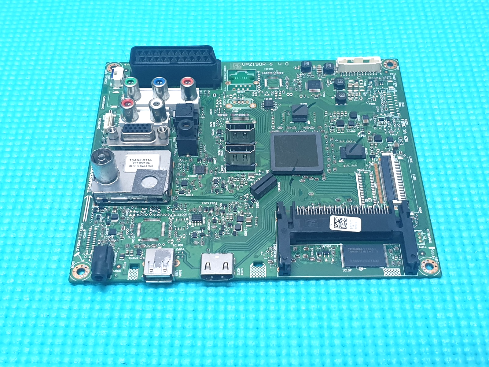 MAIN AV BOARD MB GRUNDIG 32VLC6121C 32" LED TV VPZ190R-6 SCREEN:LC320WUN