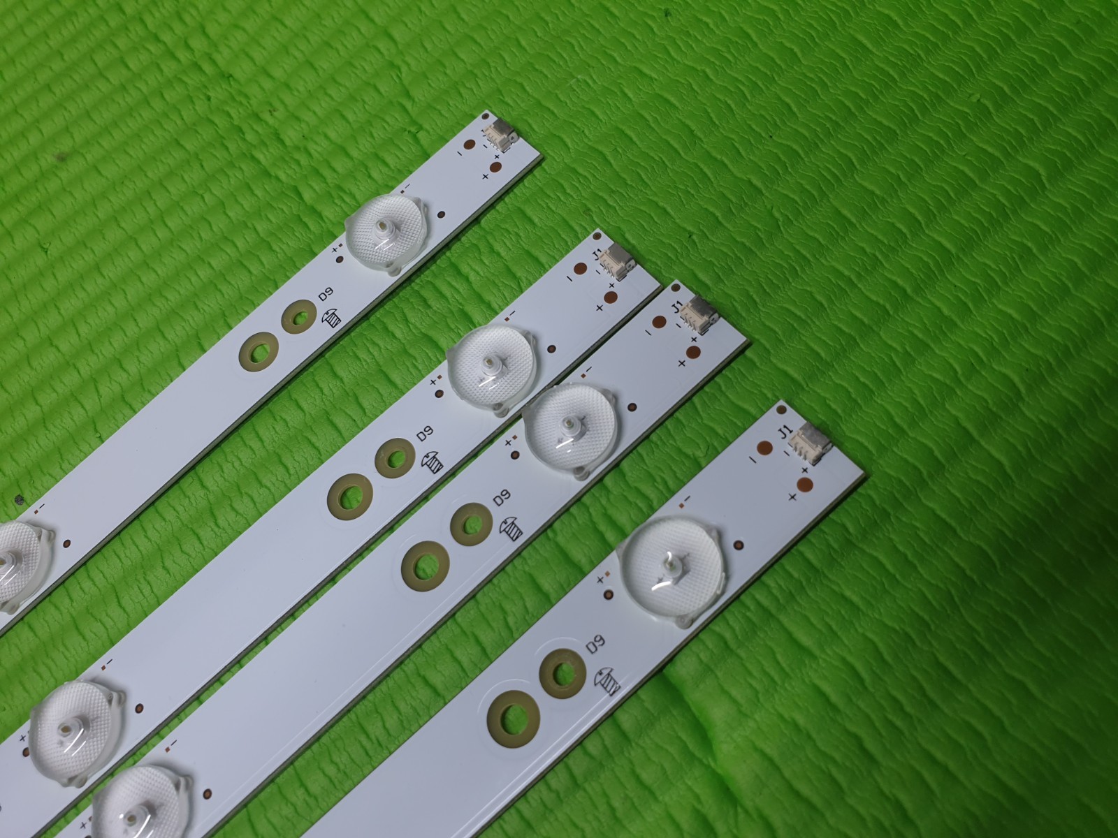FULL LED BACK LIGHT SET PHILIPS 40PUT6400/12 40" LED TV EVERTOP LBM400P0901-AW-2 - Image 2