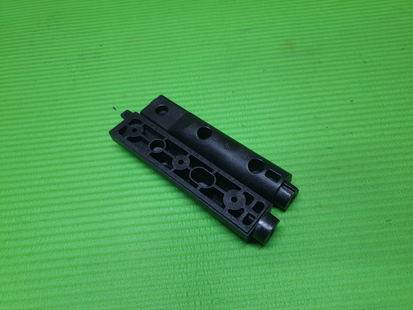 PEDESTAL STAND LEFT & RIGHT LEGS POLES ONLY FOR LT-43C880 LT-43C860 LED TV - Image 3