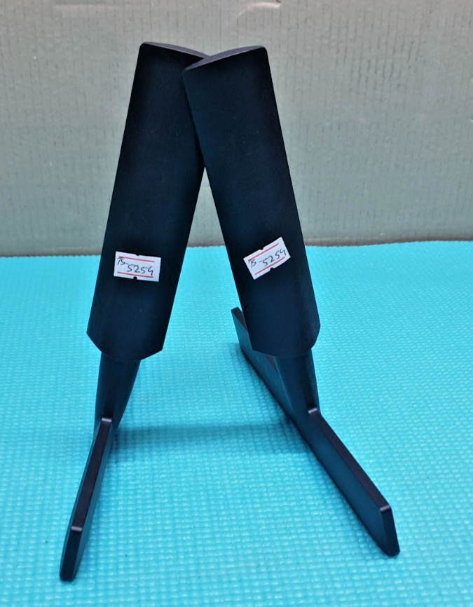 TABLETOP STAND BASE LEGS FOR UE55AU8000KXXU QE50Q60AAU TV + SCREWS BN63-19338X - Image 3