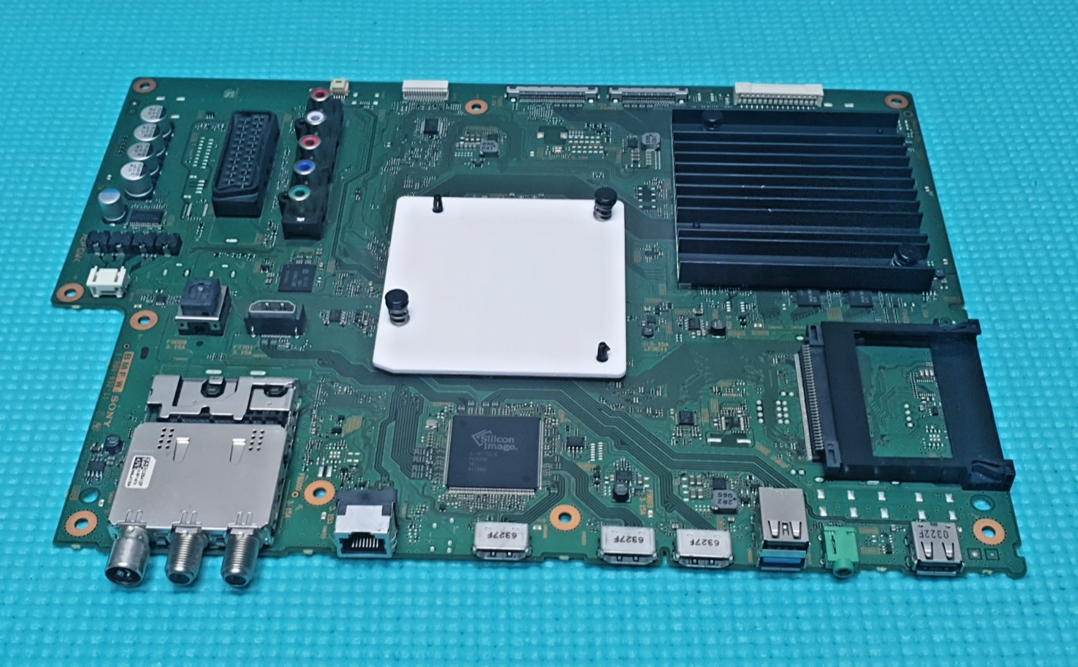 MAIN AV BOARD MB SONY KD-65XD8599 LED TV 1-980-832-11 Y200B550A SCREEN:LC650WQL
