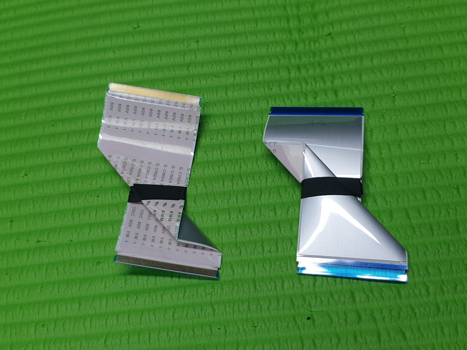 FLAT RIBBON CABLE FROM TCON LVDS BOARD TO SCREEN PHILIPS 58PUS8506 58" LED TV