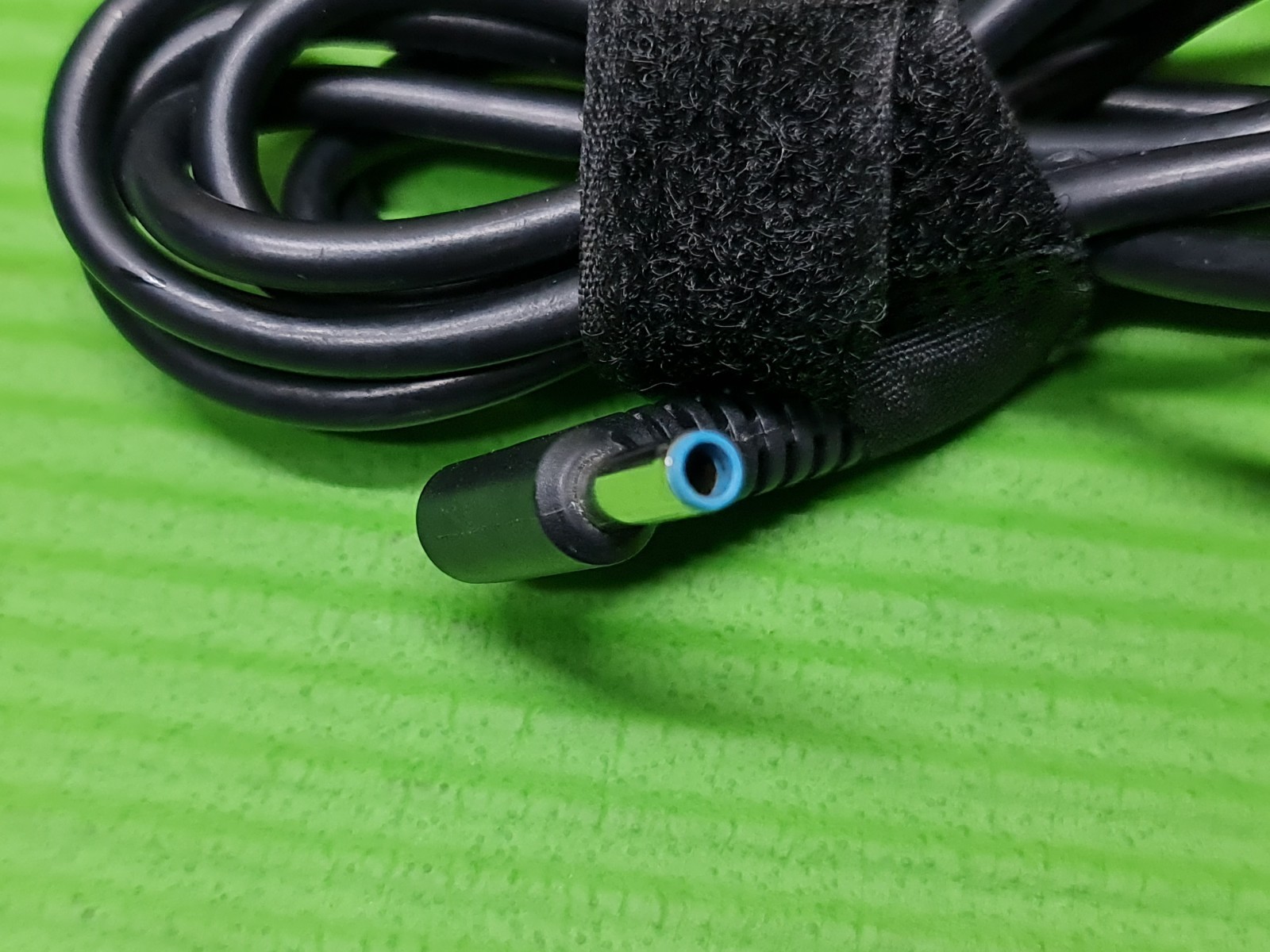 ORIGINAL GENUINE AC POWER SUPPLY CHARGER ADAPTER ROUND PIN 19.5V 2.31A 45W HP - Image 3