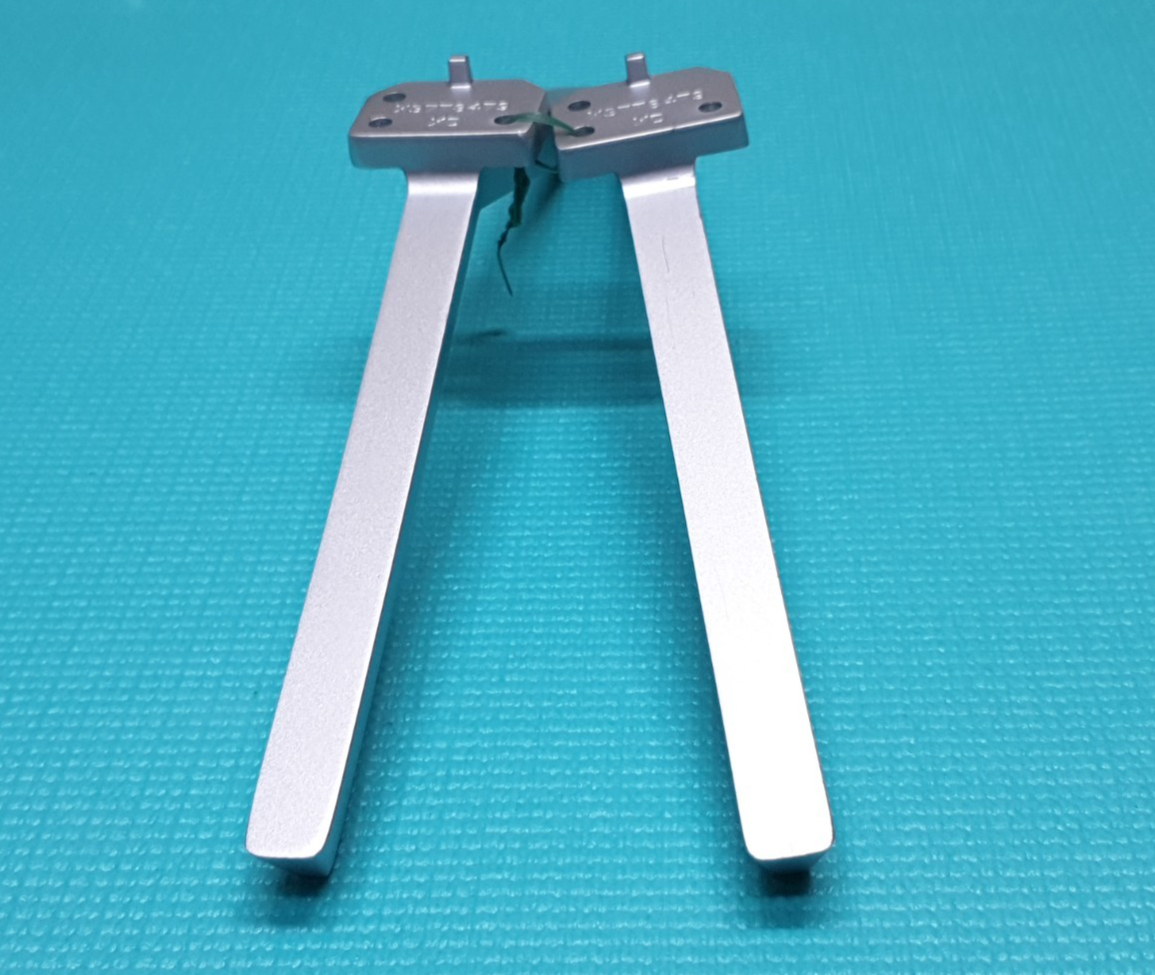 COMPLETE ORIGINAL BASE STAND FEET PHILIPS 75PUS8506/12 TV X37T8479 + SCREWS
