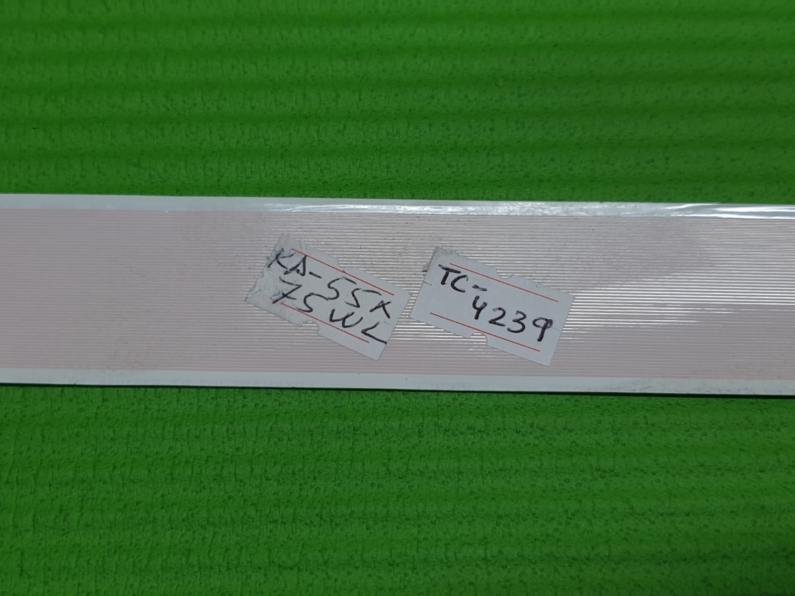 FLAT RIBBON CABLE FROM TCON LVDS BOARD TO MAIN BOARD KD-55X75WL TV 1-010-542-12 - Image 6