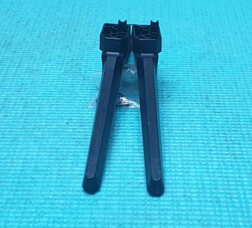 TABLETOP STAND BASE LEGS FOR HISENSE 43E7HQTUK 43E7KQTUK 43E7HQTUK TV + SCREWS