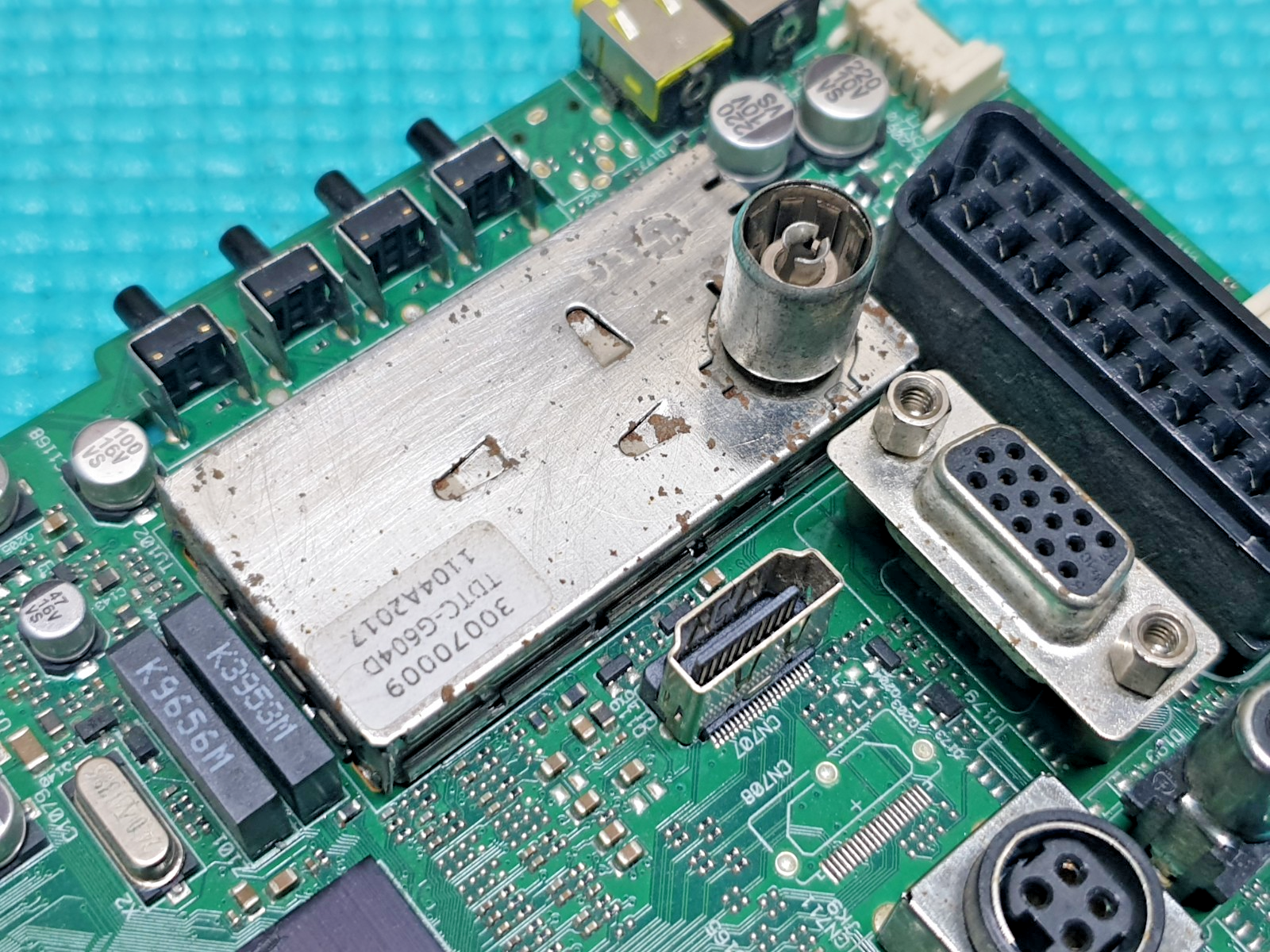 MAIN AV BOARD MB LINSAR 19LED905T 19" LED TV 26717021 20566350 SCREEN:V185B1 - Image 5