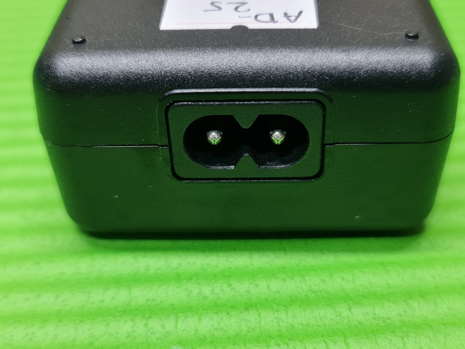 ORIGINAL GENUINE POWER SUPPLY CHARGER ADAPTER ROUND PIN 19.5V 3.33A 65W SAMSUNG - Image 4
