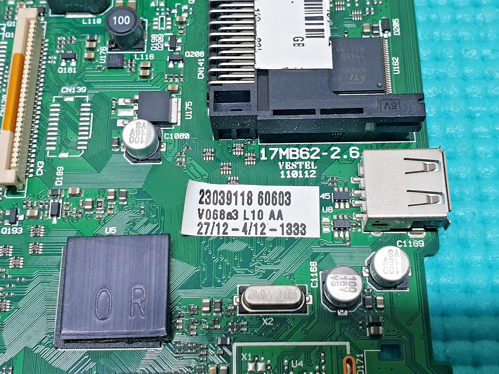 MAIN AV BOARD MB TOSHIBA 22DL712B TV VESTEL 17MB62-2.6 23039118 SCREEN:LM215WF4 - Image 3