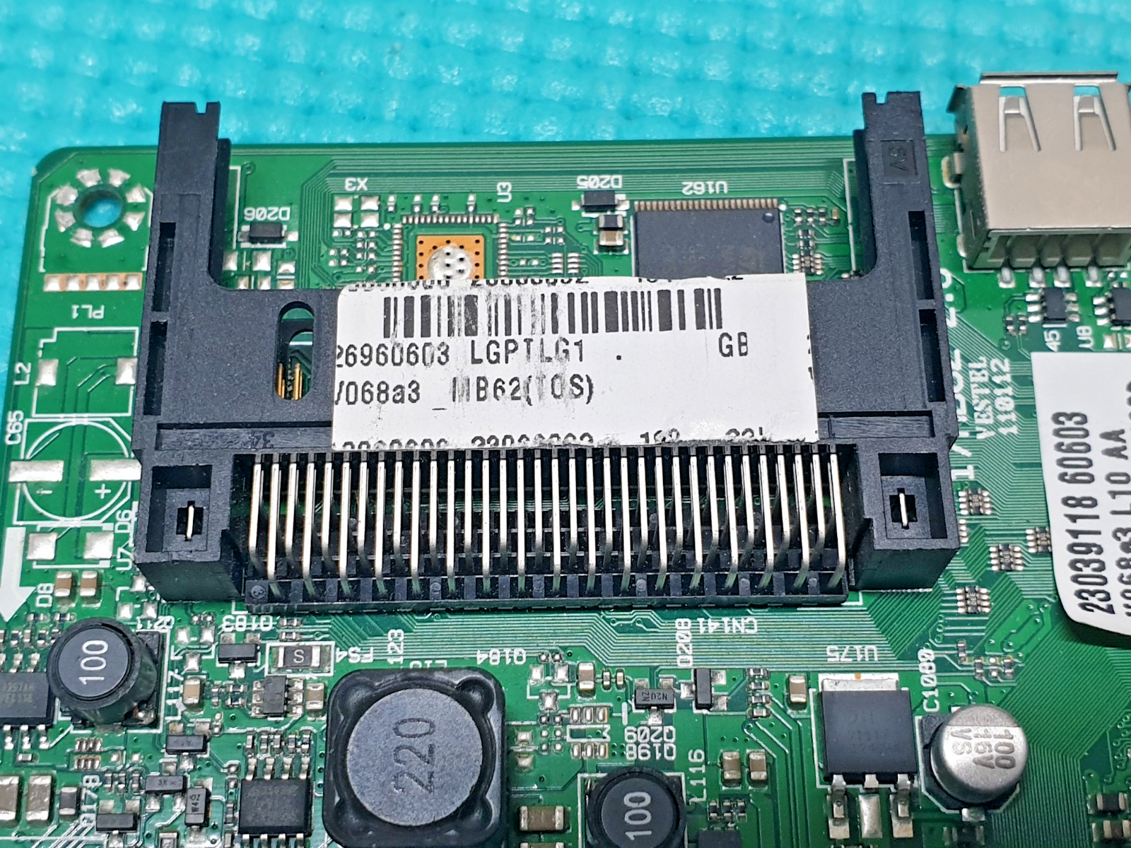 MAIN AV BOARD MB TOSHIBA 22DL712B TV VESTEL 17MB62-2.6 23039118 SCREEN:LM215WF4 - Image 4