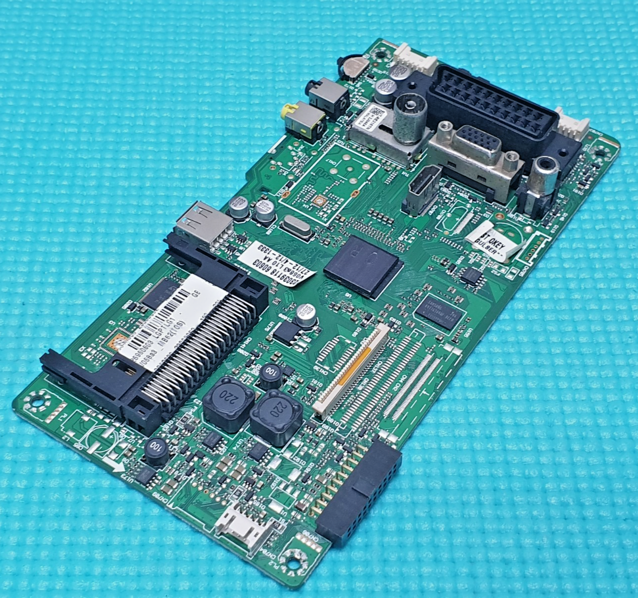 MAIN AV BOARD MB TOSHIBA 22DL712B TV VESTEL 17MB62-2.6 23039118 SCREEN:LM215WF4 - Image 5
