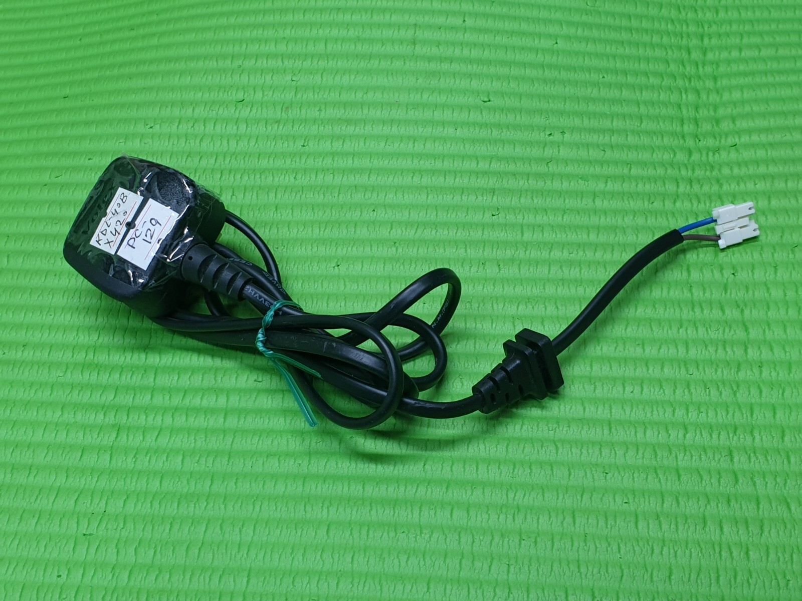 UK 3 PIN AC POWER CABLE CORD LEAD FOR SONY KDL-40BX420 40" LCD TV 8CM