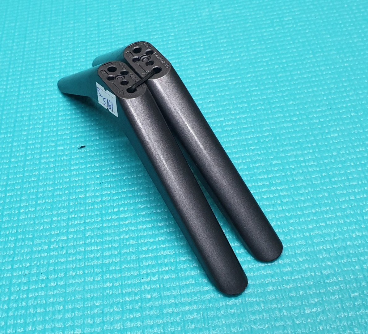 COMPLETE ORIGINAL BASE STAND FEET LEGS FOR TCL 40ES568 40SF650 LED TV + SCREWS G - Image 2