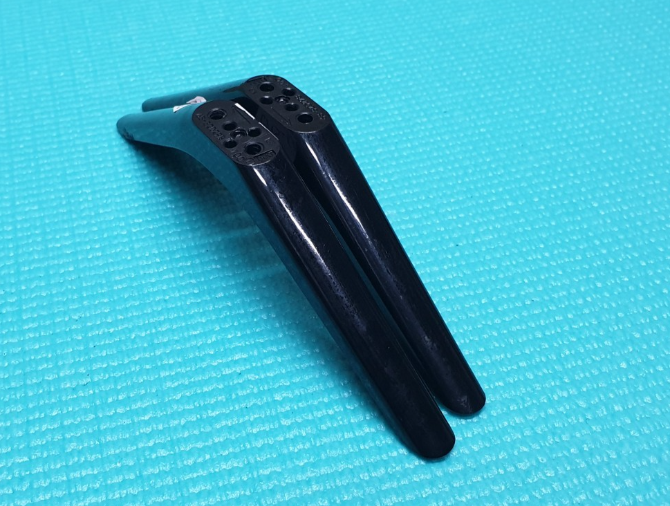 COMPLETE ORIGINAL BASE STAND FEET LEGS FOR TCL 32S5400AFK 32S327 LED TV + SCREWS - Image 2