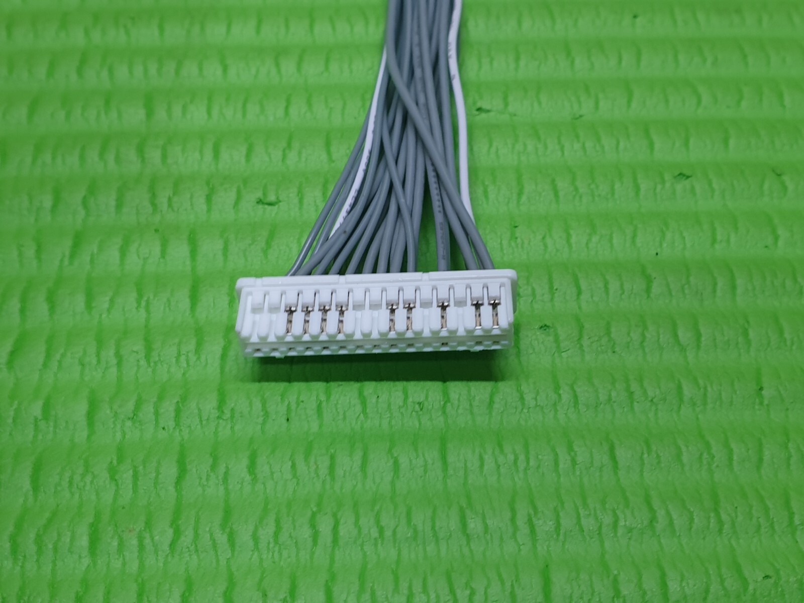 LEAD WIRE CABLE FROM POWER SUPPLY TO MAIN AV BOARD FOR SONY KD-55XE8596 55" TV - Image 3