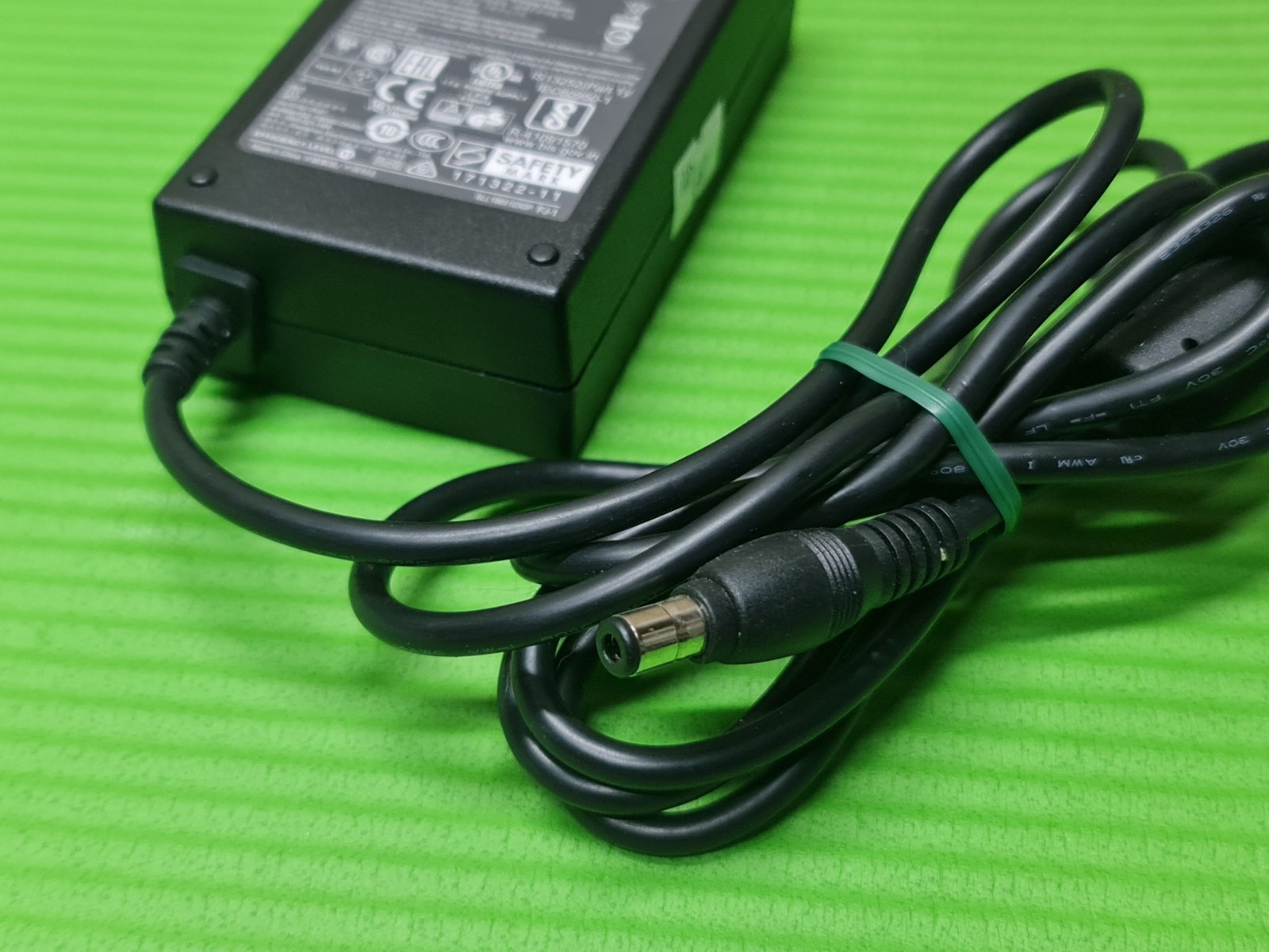 FSP POWER SUPPLY ADAPTOR PSU FSP060-DHAN3 12V 5A 60W PSU ROUND PLUG ROUND BARREL - Image 4