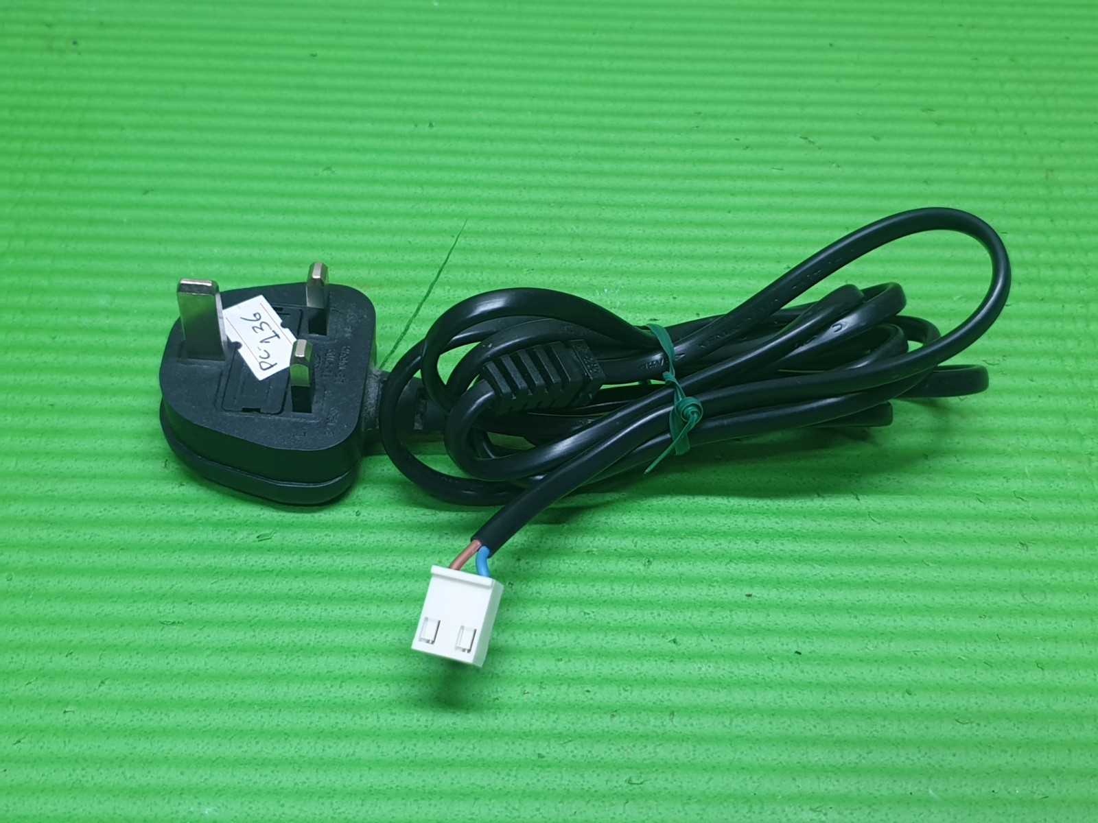 UK 3 PIN AC POWER CABLE CORD LEAD FR PANASONIC TX-L26X20B TX-L42D26BA TV 25CM - Image 2