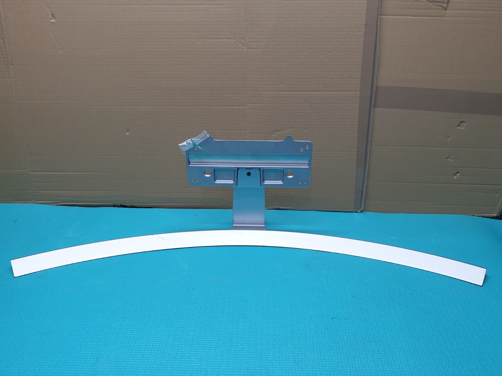 ORIGINAL BASE STAND FOR LG 55UH770 55UH770V LED TV + SCREWS MAM641253