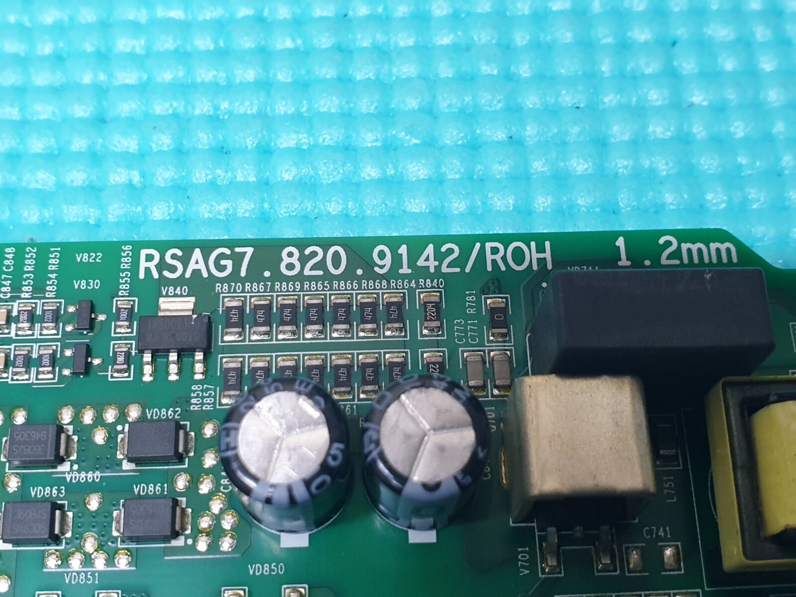 MAIN BOARD MB HISENSE R55B7120UK 55" LED TV RSAG7.820.9142/ROH SCREEN:T550QVN05 - Image 2