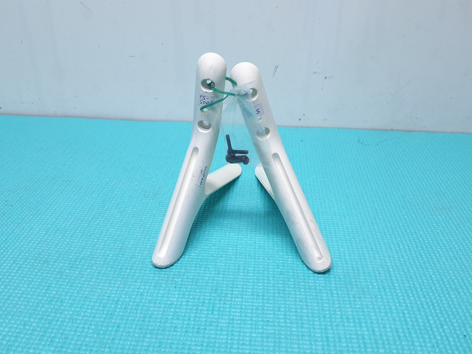 WHITE FEET STAND LEGS PAIR LG 39LB550 39LB550V 39LB5600 39LB5700 LED TV + SCREWS - Image 5