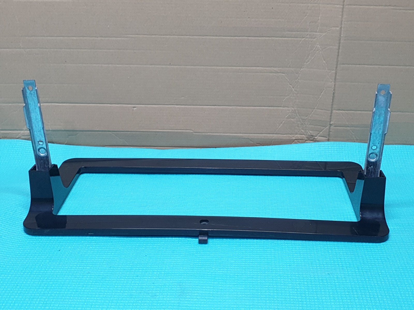 TABLETOP BASE STAND FOR TOSHIBA 32D1533D 32D1533DB 32W1533DB 32" LED + SCREWS - Image 4