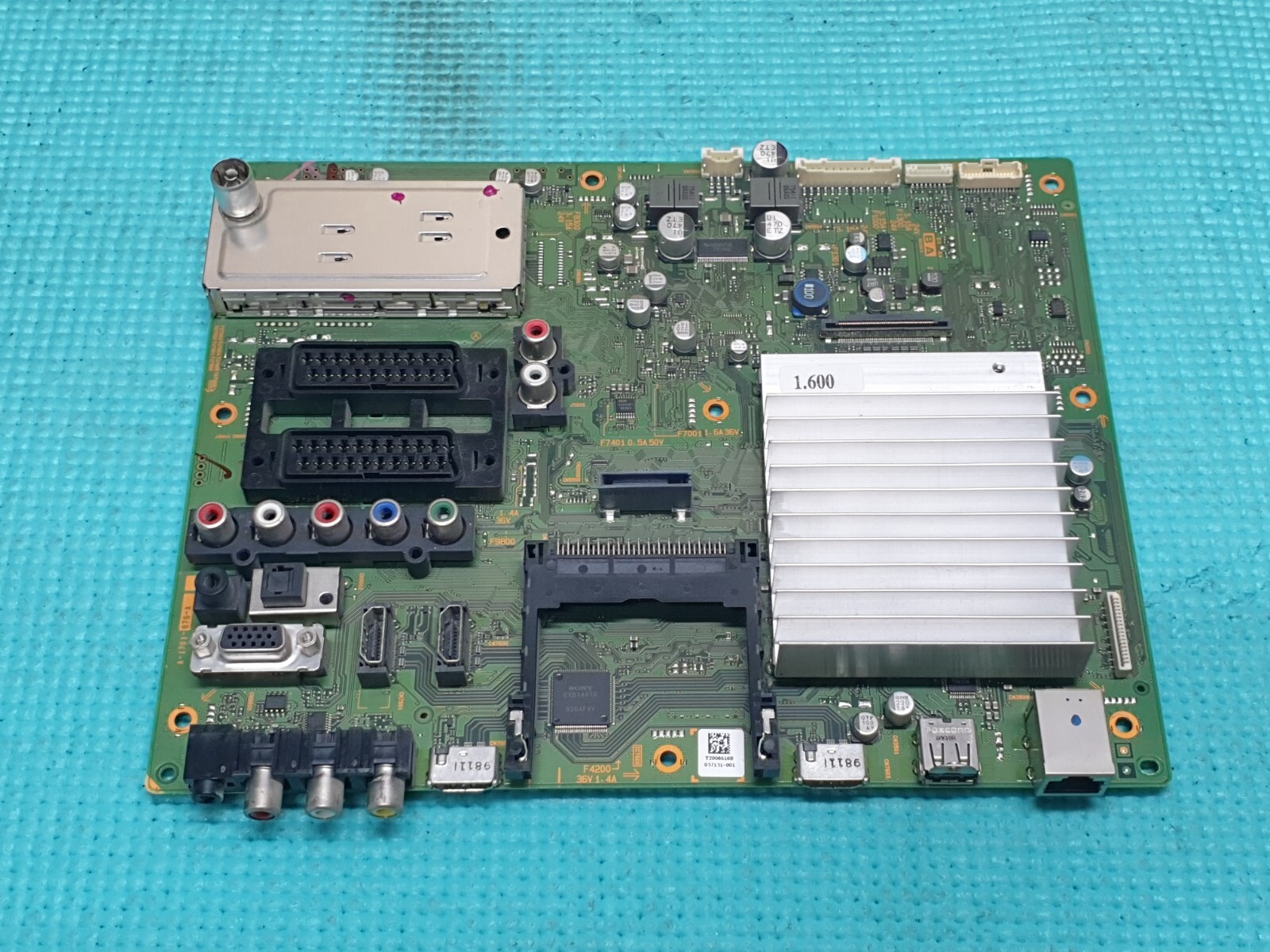 MAIN BOARD MB SONY KDL-40W5710 LCD TV 1-878-942-41 Y20086108 SCREEN:LTY400HF05