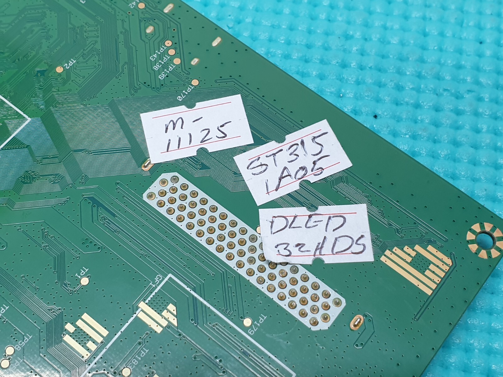 MAIN AV BOARD MB BUSH DLED32HDS LED TV VESTEL 17MB211S 23597586 SCREEN:ST3151A05 - Image 4