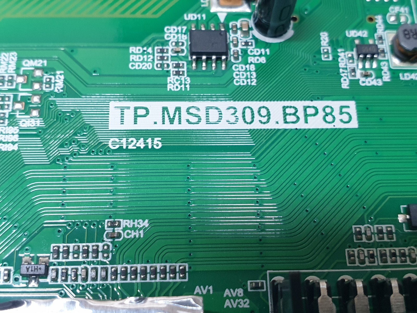 MAIN AV BOARD MB BLAUPUNKT 32/148I 32" LCD TV TP.MSD309.BP89 SCREEN:LSC320AN02 - Image 2