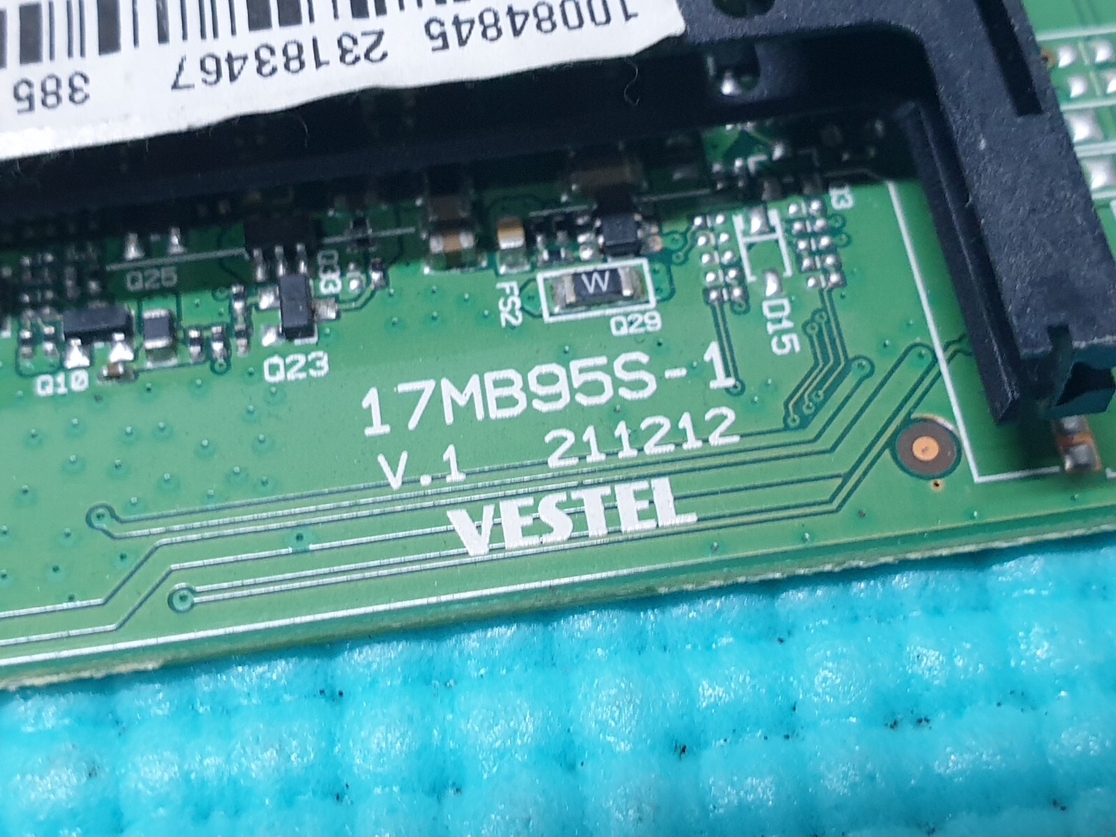 MAIN BOARD MB BUSH LED40127FHDCNTD 40" TV 17MB85S-1 23183467 SCREEN:LSC400HM06 - Image 2