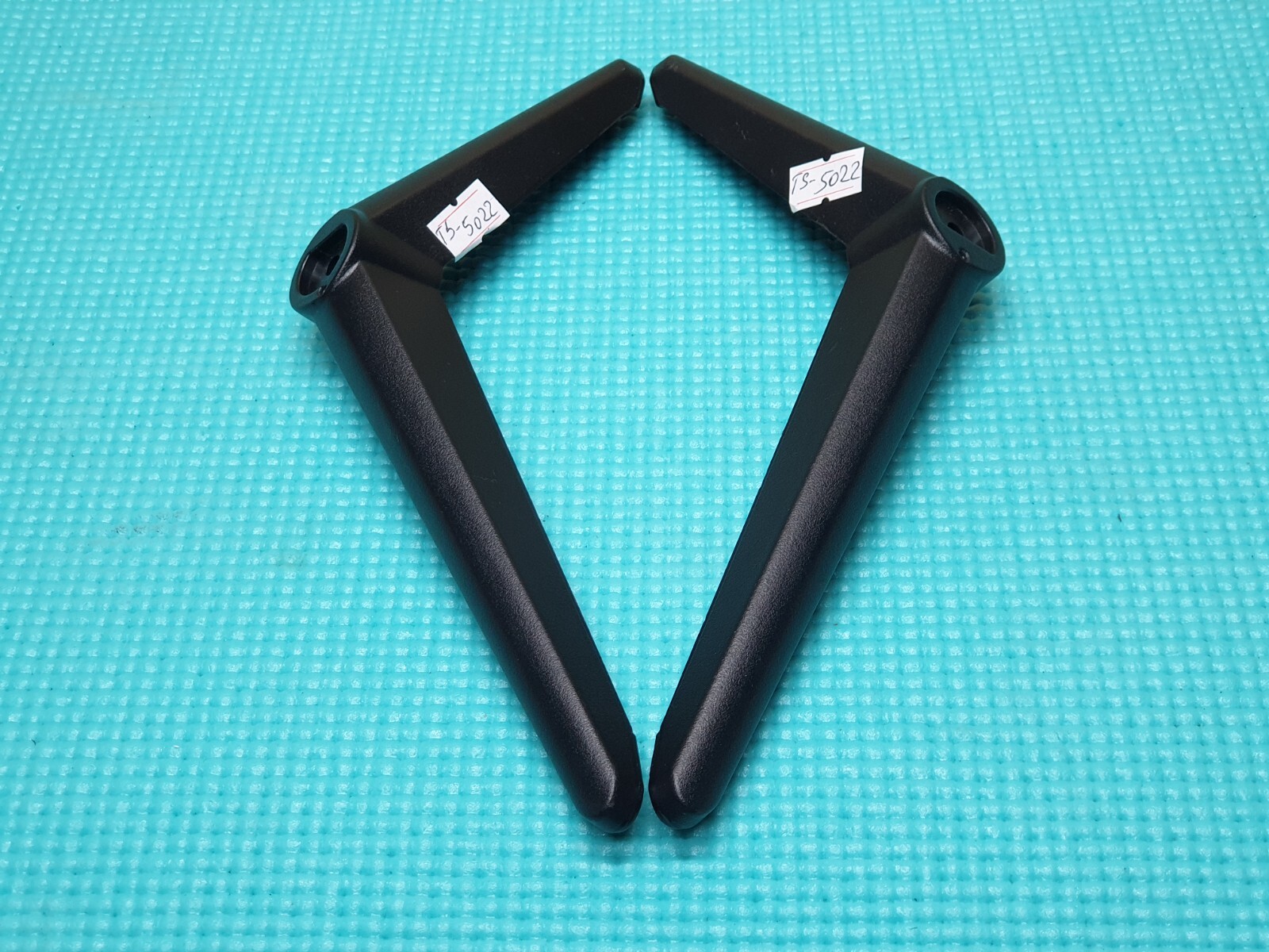FEET STAND WITH SCREWS FOR JVC LT-40C700 POLAROID P43FPA0119A P43FPA2031A LED TV
