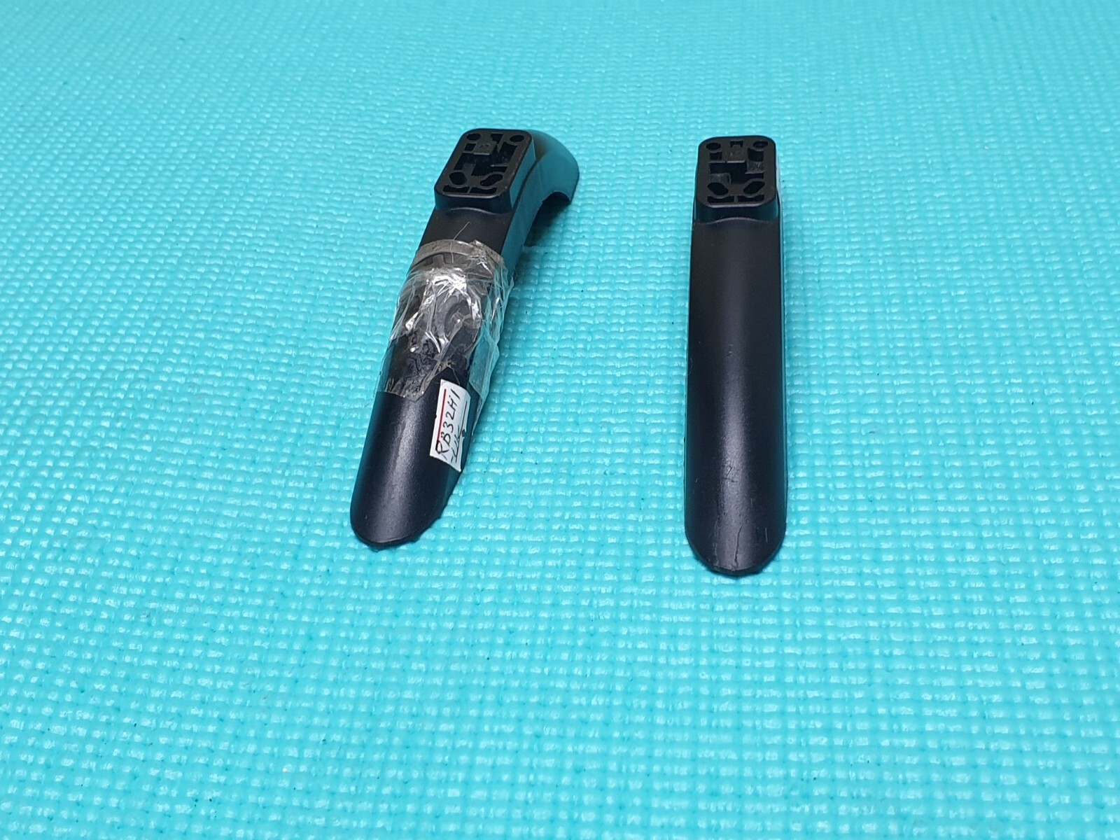 TABLETOP STAND BASE LEGS JVC LT-39C460 RB32H1-EU L32HE20 LED TV 7108042B900120 - Image 2