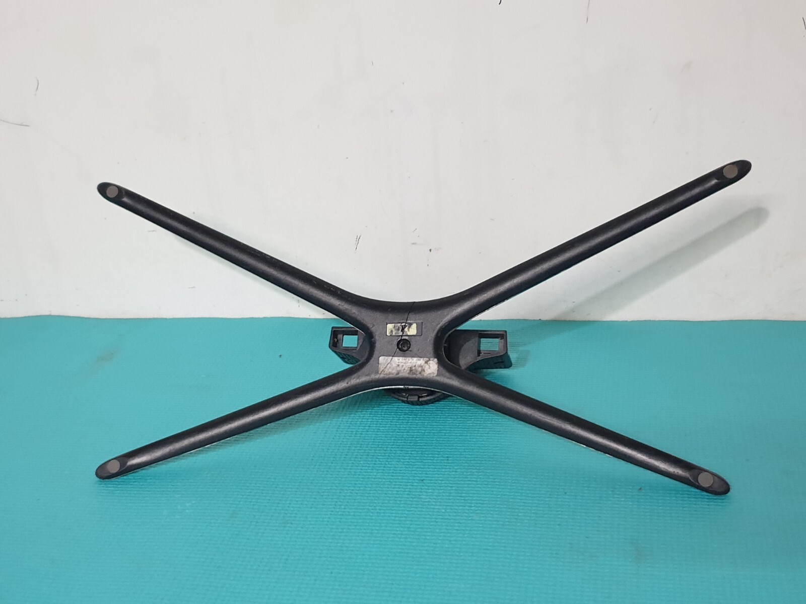 TABLETOP BASE STAND FOR SAMSUNG UE32F6100 UE32F6400 + SCREWS BN61-08822X - Image 6