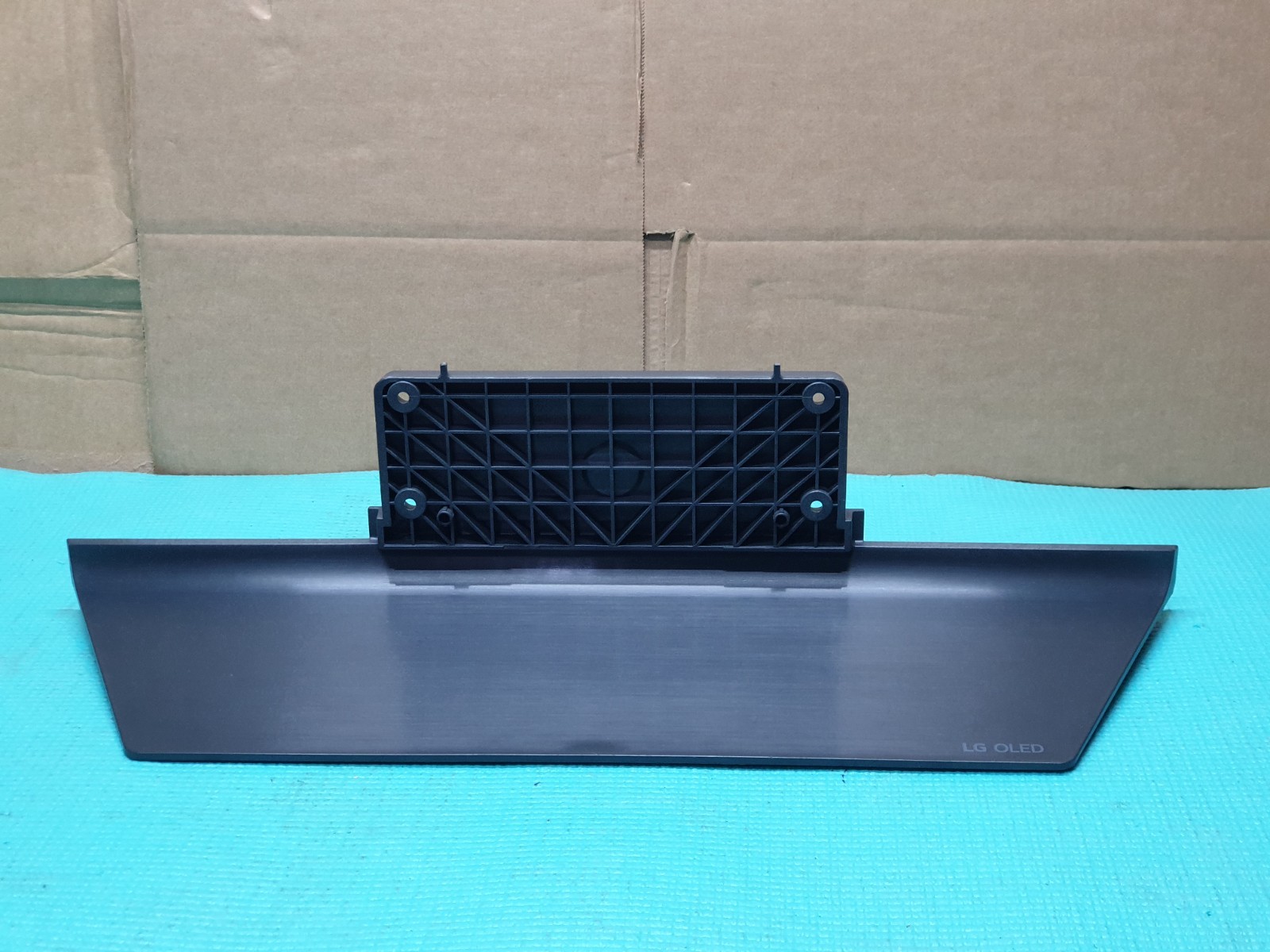 BASE STAND FOR LG OLED55B9 OLED65B9 OLED55BX OLED65BX TV + SCREWS MAM653039 - Image 2